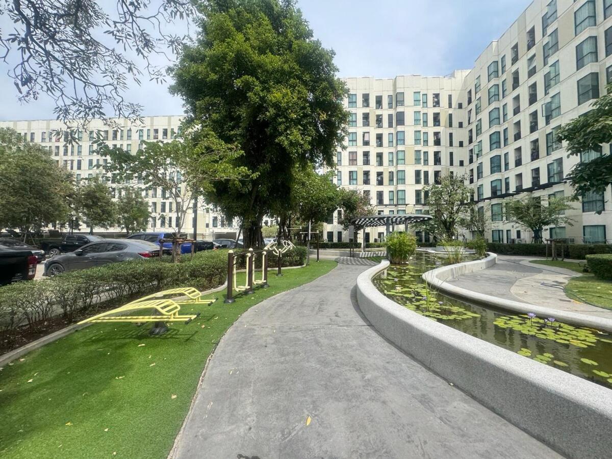 Unio Sukhumvit 72 Boutique Condo Ban Khlong Samrong Exterior photo